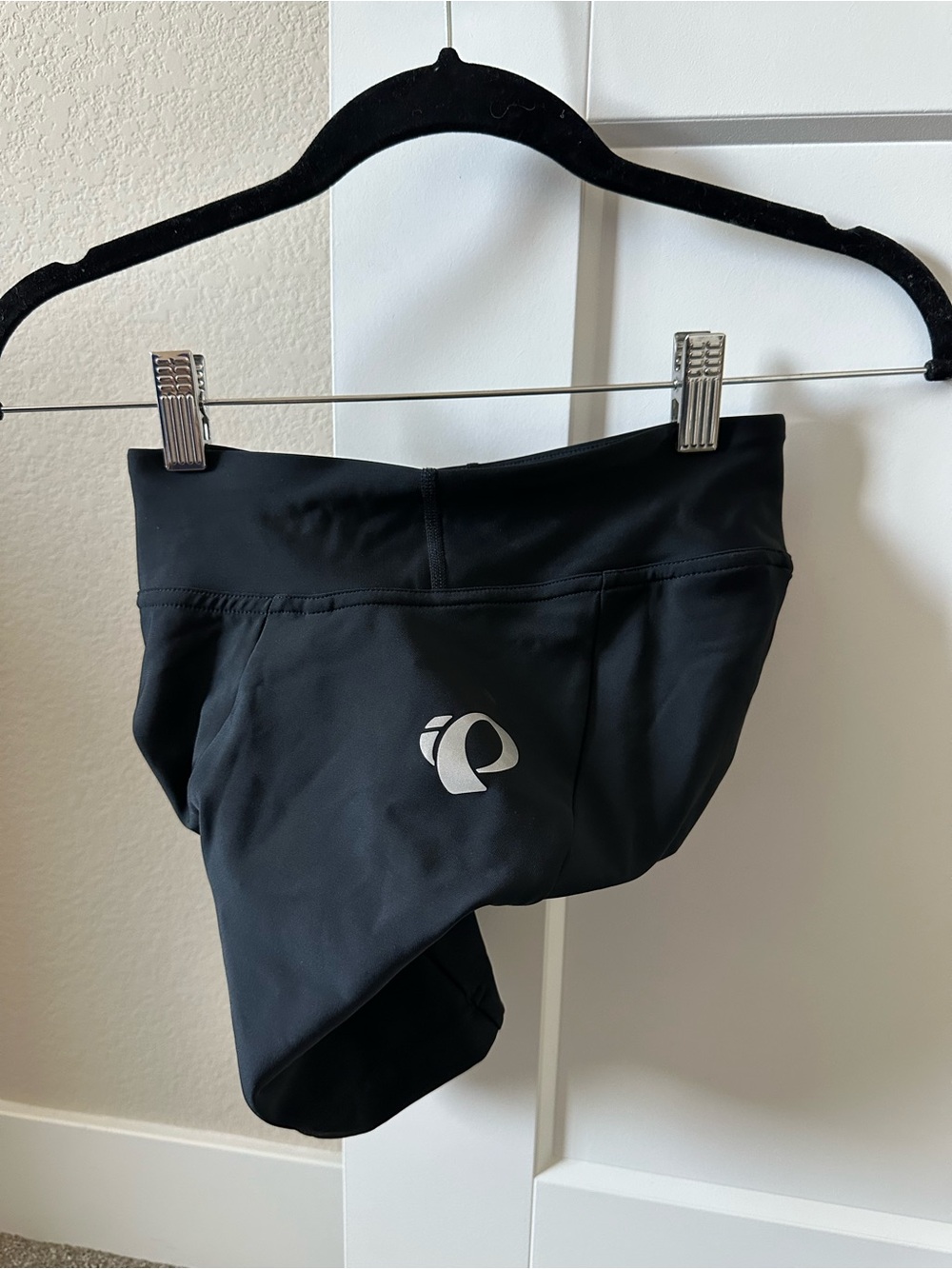 NWT Pearl Izumi Women’s Escape Quest Cycling Shorts - Size Small - Black